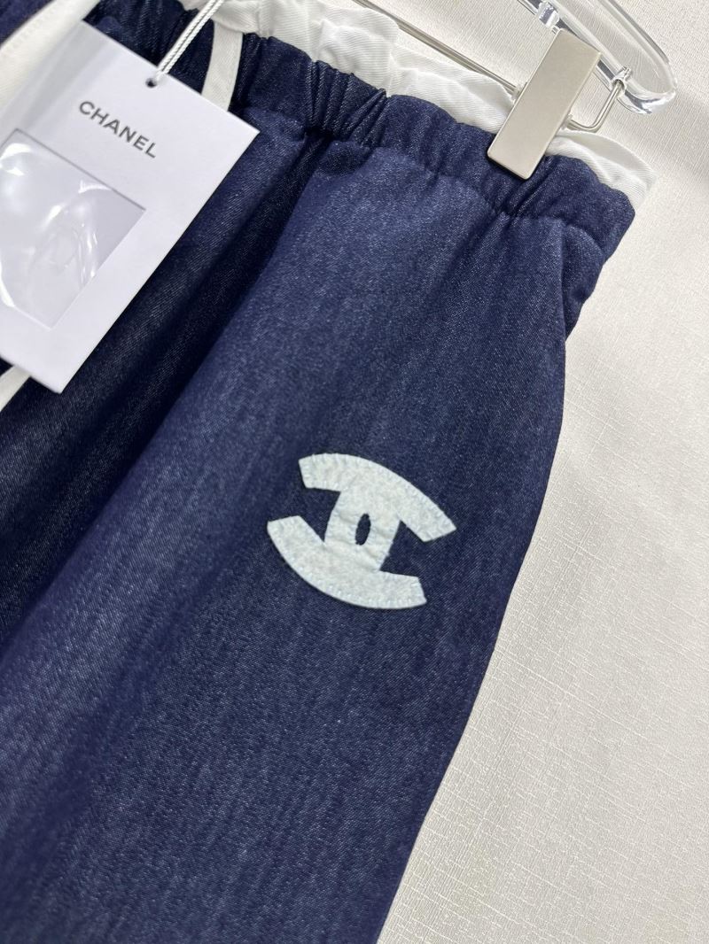 Chanel Jeans